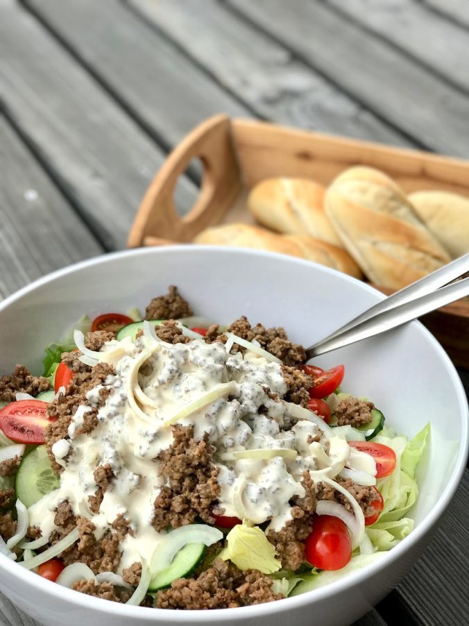 Cheeseburger Salat Low Carb Kochtheke